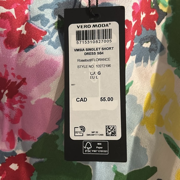 Vero Moda Short Floral Dress - Picture 4 of 4